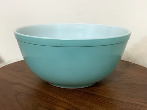 Vintage Pyrex 403 TURQUOISE Mixing Bowl 2.5 Quart - Nesting Bowl