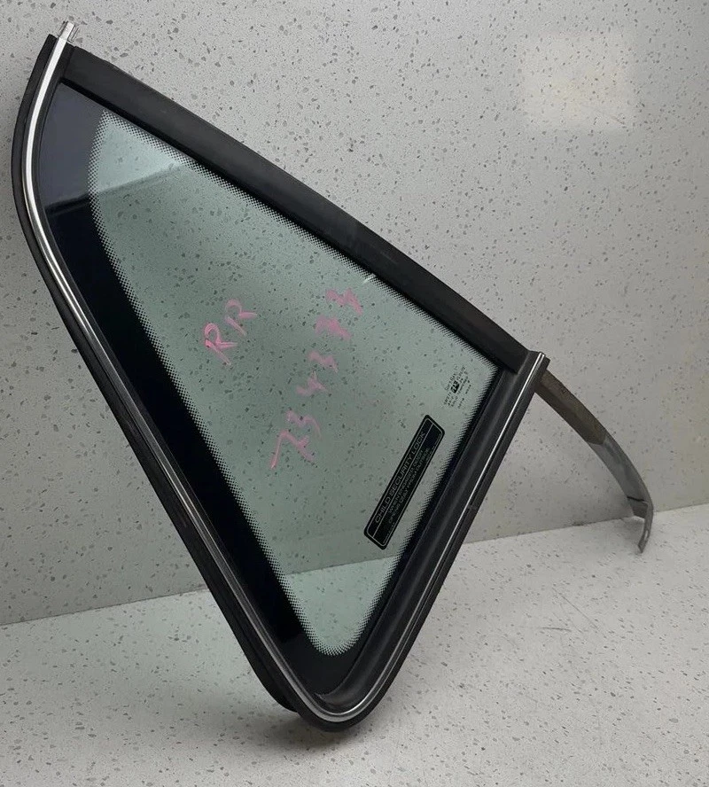 1992-1998 Pontiac PONTIAC GRAND AM Right Rear Vent Glass/window Foto 2 de 4