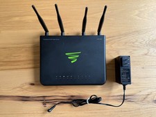 Luxul Dual-Band Wireless AC3100 Gigabit Router XWR-3100 Excellent condition 