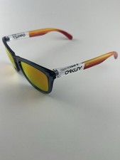 Oakley Frogskins Crystal Black W/Print Fire Iridium Grips OO9013-D855 RARE