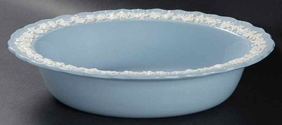 Wedgwood Cream Color on Lavender  Oval Vegetable Bowl 781007