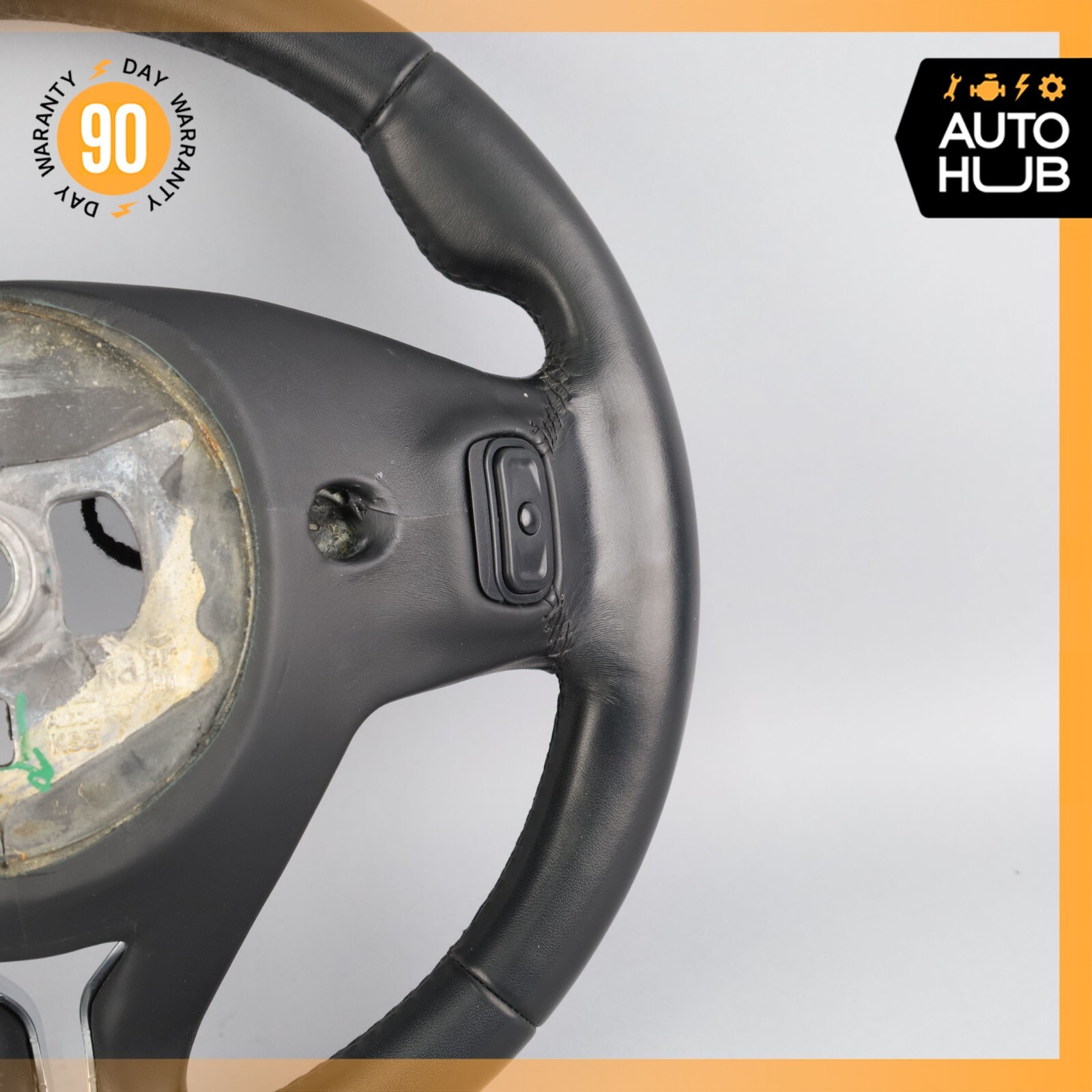 17-20 Maserati Levante M161 Steering Wheel Black 06700876130 OEM 64k