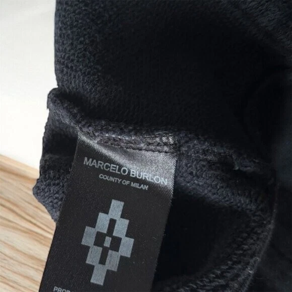 Felpa nera con cappuccio Marcelo Burlon Contea di Milano