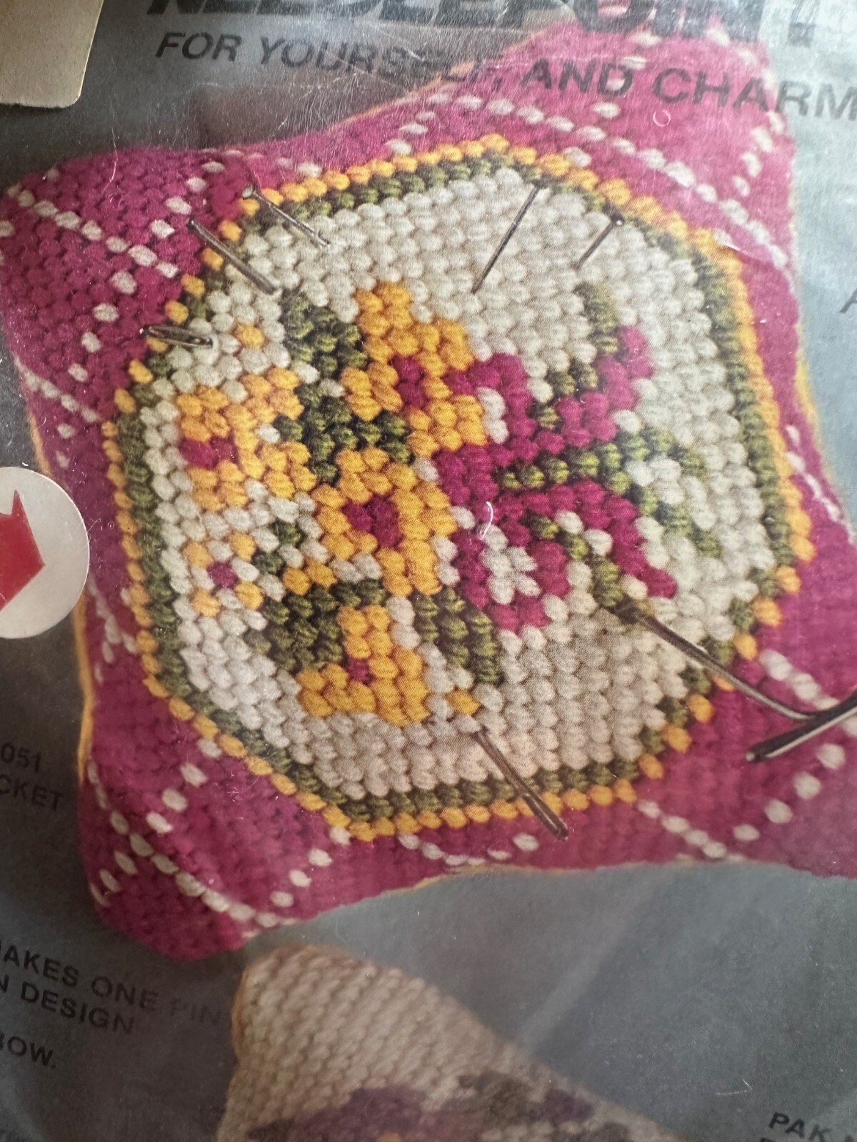 Vtg Bernat Wool Needlepoint Pin Cushion kit T0051 FLORAL LOCKET 3.5" x