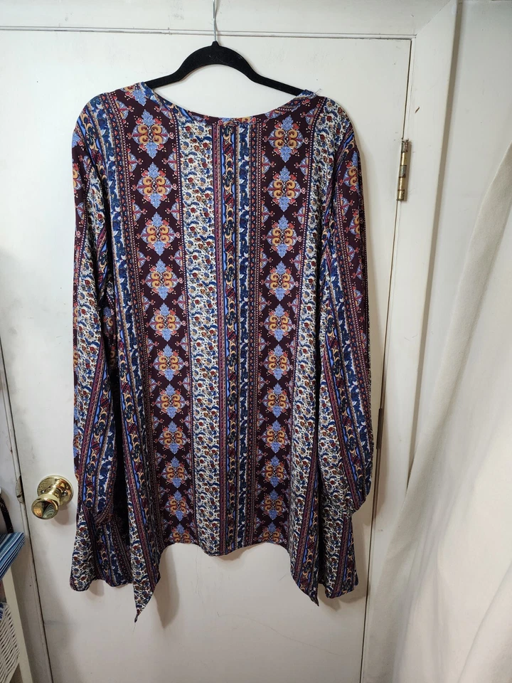 TOP Avenue Borgoña Floral Paisley Manga Larga Talla Grande 26/28 Foto 2 de 4