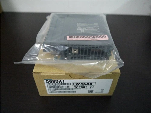 Modulo PLC Mitsubishi Q68DAI nuovo con scatola spedizione celere - Foto 1 di 1