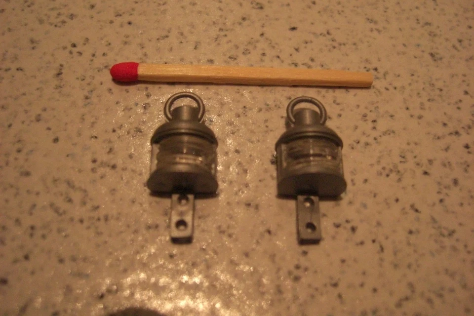 Graupner Modellschiff Beleuchtung – 2 Toplaternen silbergrau 24mm