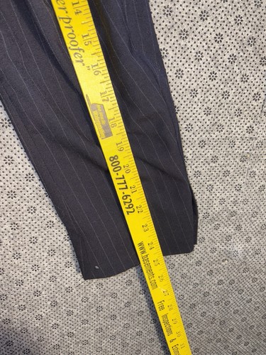 Hart Schaffner Marx 2 Pc Suit Men’s 42R Navy Blue Pinstripe 2 Button Pants 32x31 - Afbeelding 15 van 22