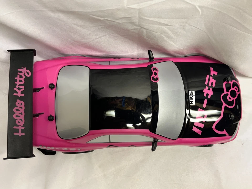 Hello Kitty 02 Nissan Skyline GT-R BNR34 RC Car 1:10 Pink Rare. Tested No Remote - Image 2 of 4