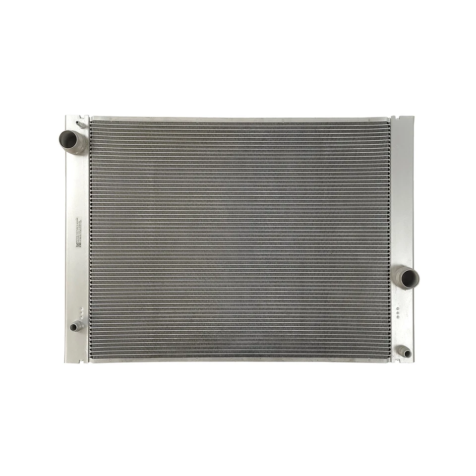 CU2942 Radiator for BMW 525i 528i 530i 535i 528xi 535xi 525xi 530xi 17117534914 Foto 3 de 4