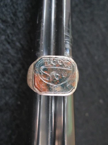 RARE ANCIENT MEDIEVAL CRUSADER PERIOD SILVER CARVED BLOODSTONE SIGNET RING