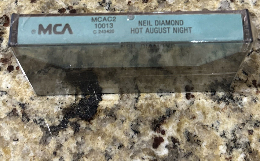NEIL DIAMOND- HOT AUGUST NIGHT CASSETTE MCA MCAC2 10013, NEW & SEALED - Image 2 of 3