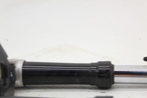 2021-2024 Suzuki GSXR600 Front Forks With Lower Triple Tree - Picture 8 of 14