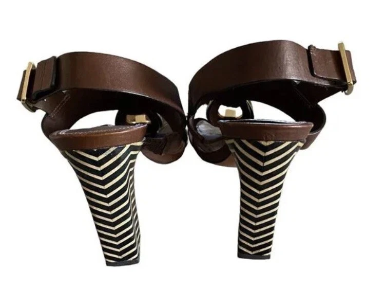 Diane Von Furstenberg Padme Oval Link Zigzag Heel Sandal 9 - Image 4 of 4