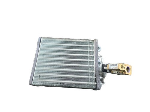 Verdampfer mit Exp.Ventil Klimaanlage VW Golf Vento Polo Seat Ibiza 1H1820103C