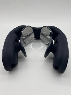 YA-MAN Medi Lift Neck Beauty Device EPN-10B Black EMS Moisture