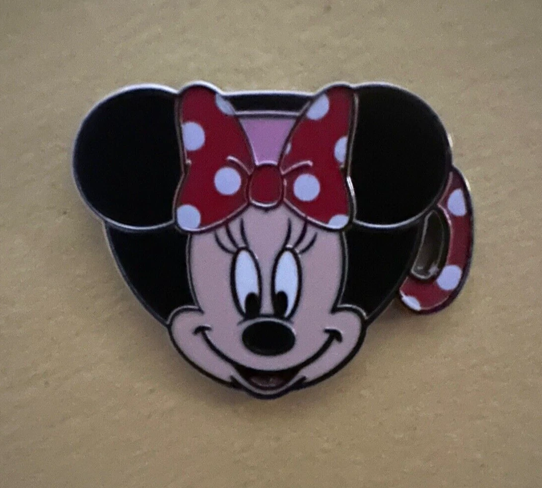 Disney Pin Minnie Mouse Characters as Mugs Mystery