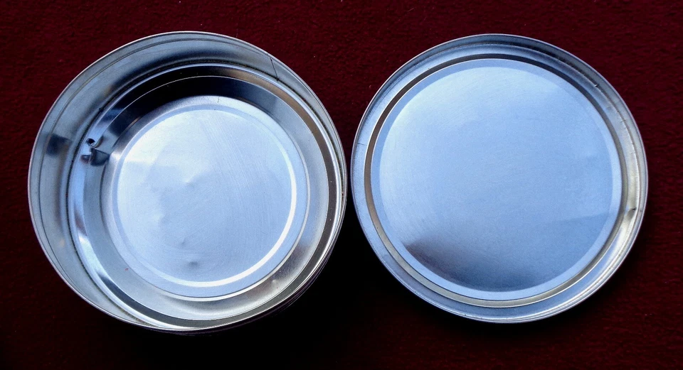 very nice Hudgeons ford-mercury dealership vintage cookie tin - Image 4 of 4