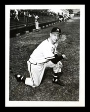 1955 JOHNSTON COOKIES BUCKY WALTERS ORIGINAL UNIQUE 4X5 PHOTOGRAPH USED FOR CARD