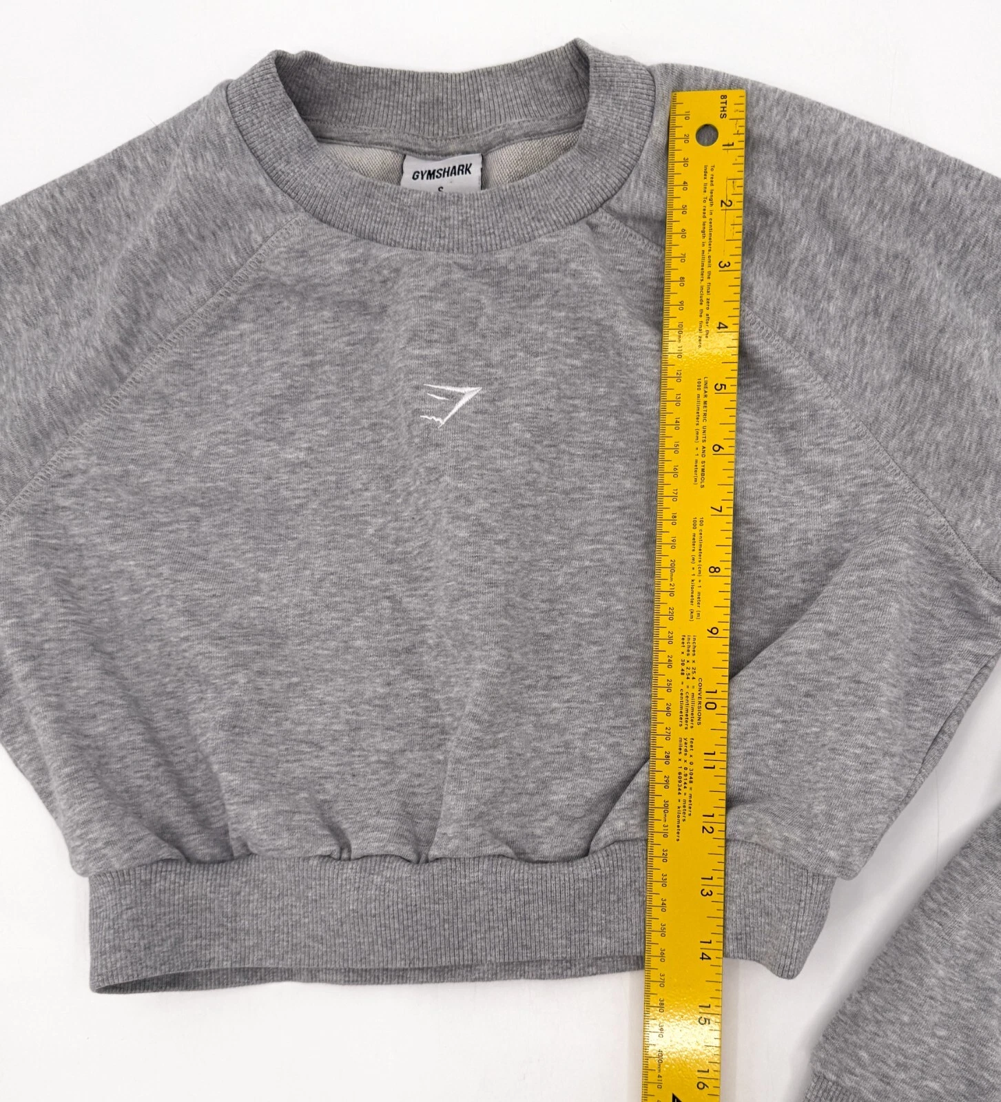 gymshark jogging cropped tapered workout sweater