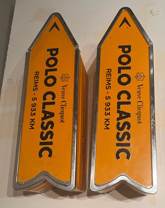 2 VEUVE CLICQUOT POLO CLASSIC ORANGE METAL CONTAINER FINE CONDITION FREE SHIPPIN