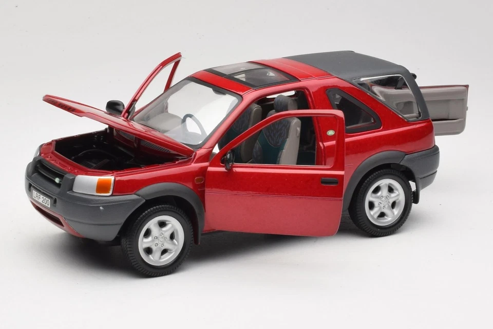 7885 Land Rover Freelander Red ERTL 1:18 - Immagine 2 di 4