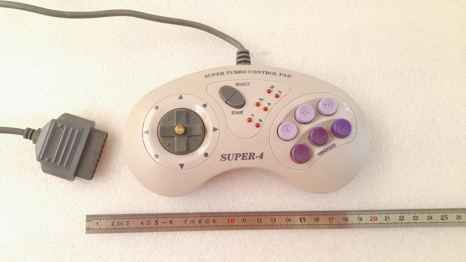 Manette Turbo super 4  Super Nintendo Snes  lire descriptif