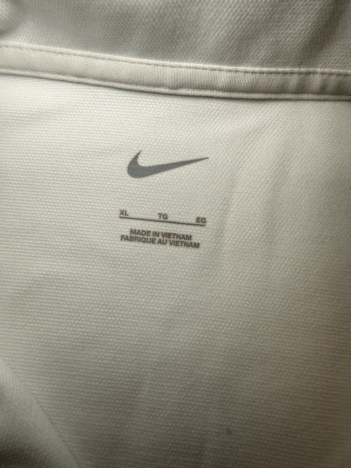 Multiple shirts bundle - image 11