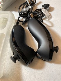 Nintendo Wii Bundle, 2 Controllers Nun Chucks 5 Games Wii Sports