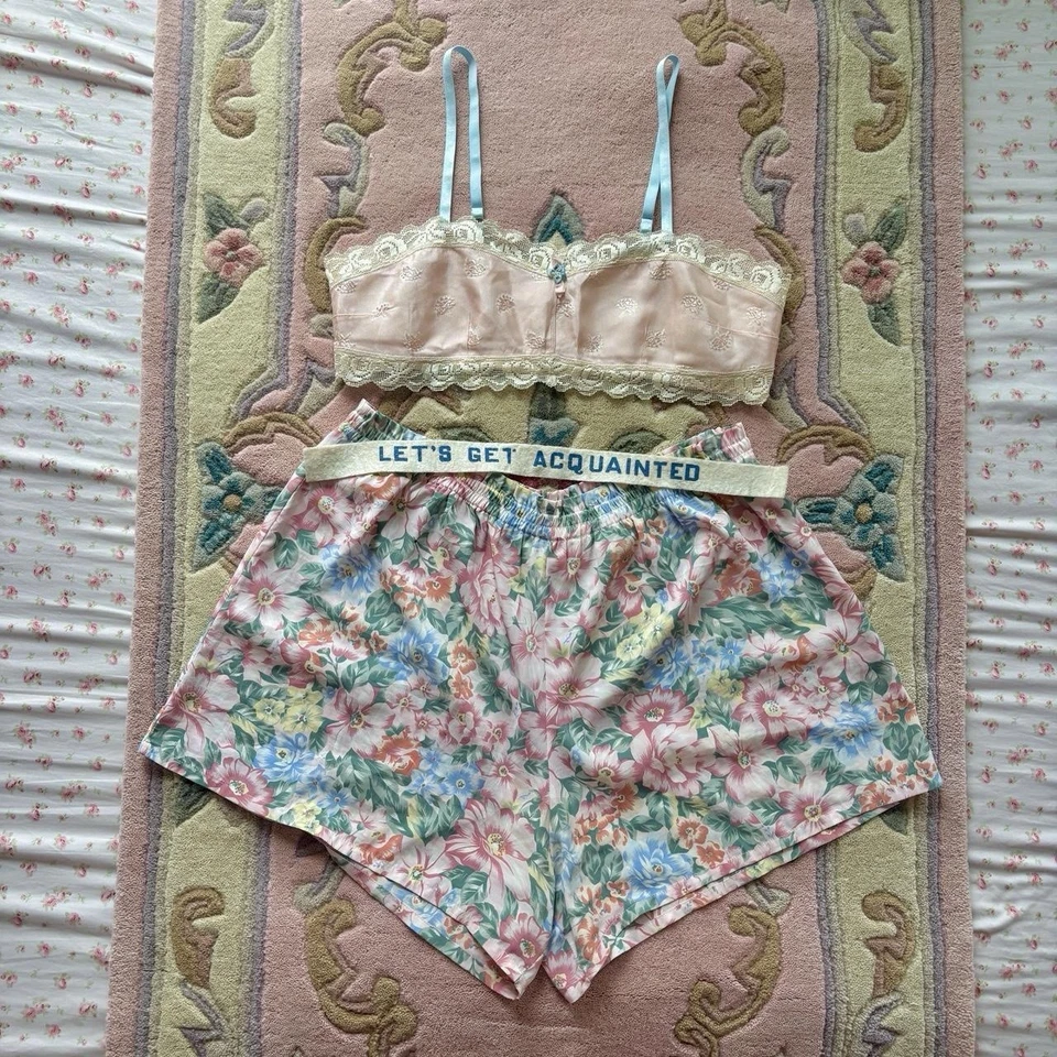 Pantalones Cortos para Dormir Victoria’s Secret Etiqueta Dorada Raro, Etiquetados M, Se Ajusta a L-XL Foto 3 de 4