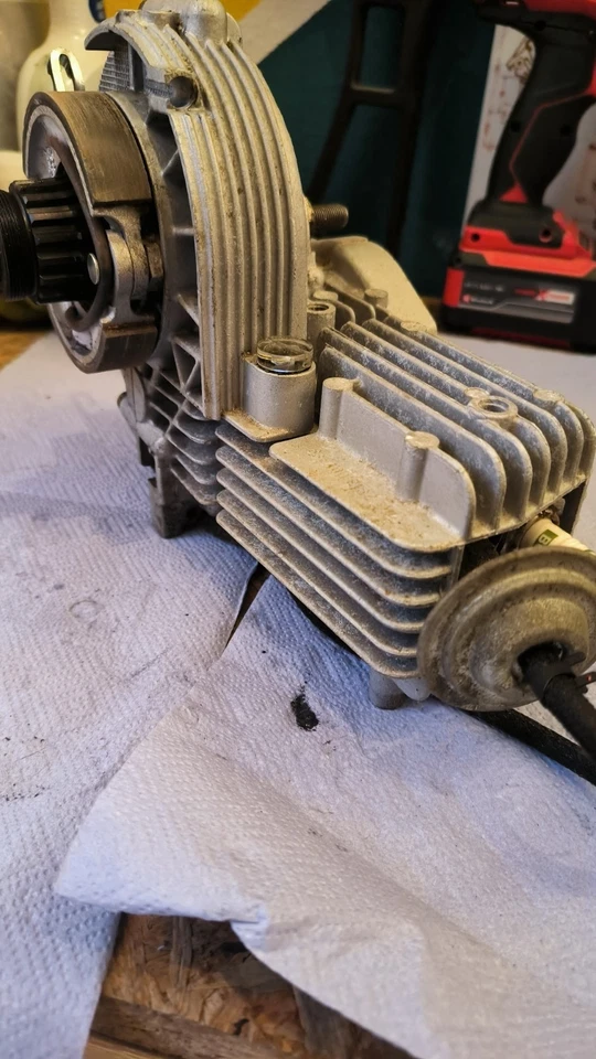 Motor SAXONETTE 301 NL 499ER 2913001 - Bild 2 von 4