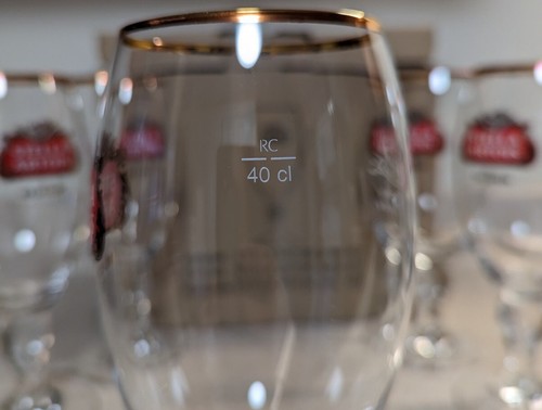 6 STELLA ARTOIS 600th ANNIVERSARY CHALICE GLASSES 40cl NIB NOS Free Shipping - Picture 4 of 5