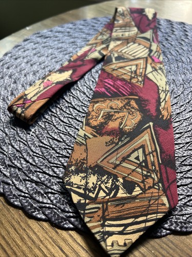 John Clarendon Ties Geometric Necktie