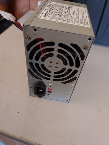 Various Power Supplies for Computers GAR2R - Picture 26 of 50