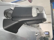 Used Left Door Mirror fits: 2019 Chevrolet Silverado 1500 pickup new style mirro