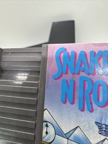 Cartucho aut&eacute;ntico Snake Rattle 'n' Roll NES limpio y probado