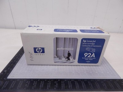 HP HEWLETT PACKARD 1100-3200 C4092A 92A LASERJET PRINT CARTRIDGE T93982