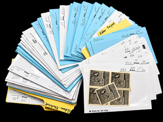 ADEN Excellent assortment of MINT/USED Stamps in stock cards