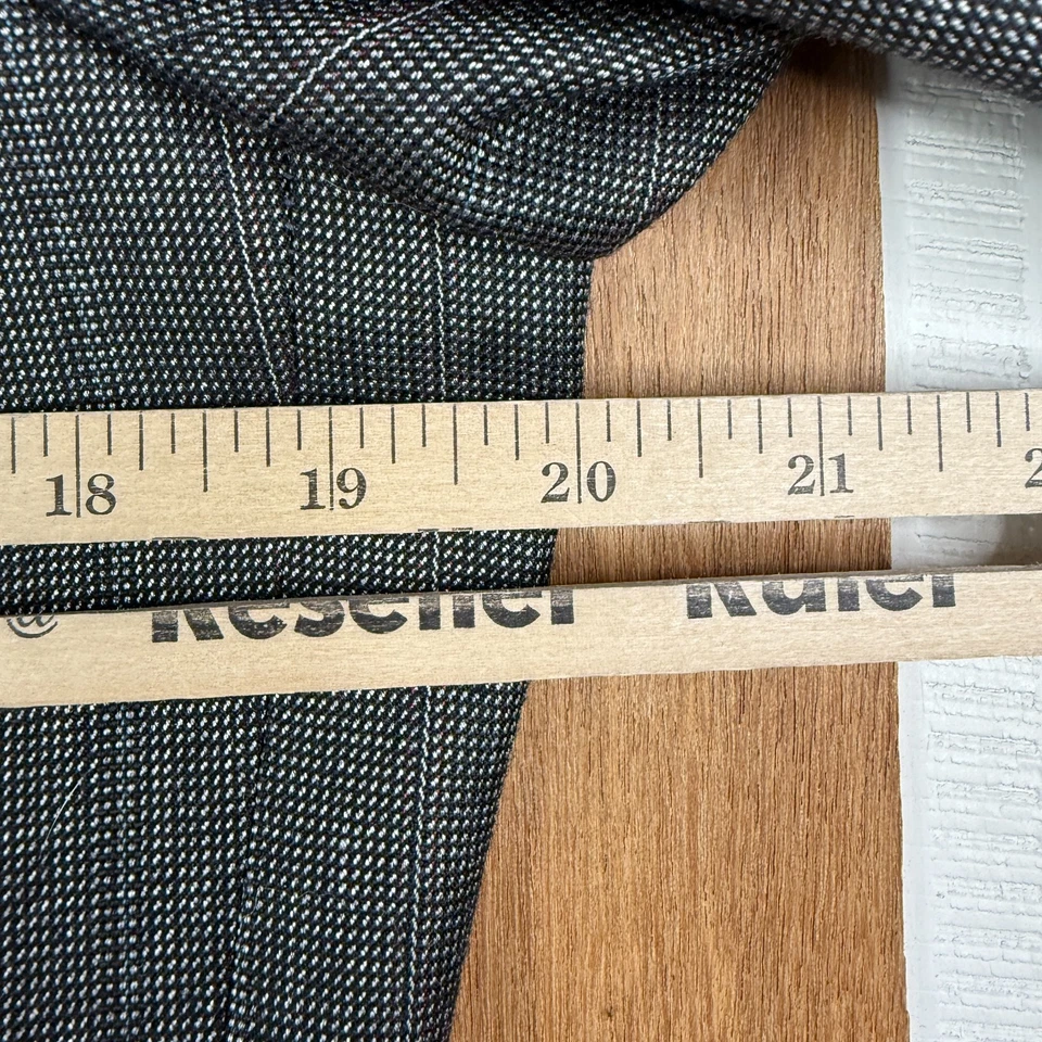 Terno masculino Oleg Cassini vintage 39R listra cinza 2 botões 100% lã lona 32x29 - Imagem 3 de 4