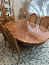 Dining Set 6 Chairs. 2 with Arms. 1 Table.