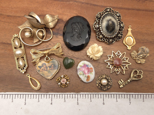 Vintage-Now 15 Pcs Victorian Art Deco Style Parts Craft Jewelry Making Lot 26