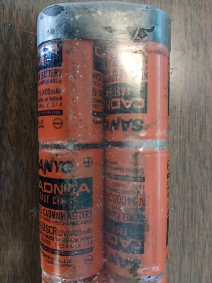 Paquete de baterías Sanyo Nicad vintage de 6 celdas conector Deans solo para exhibición Foto 3 de 4