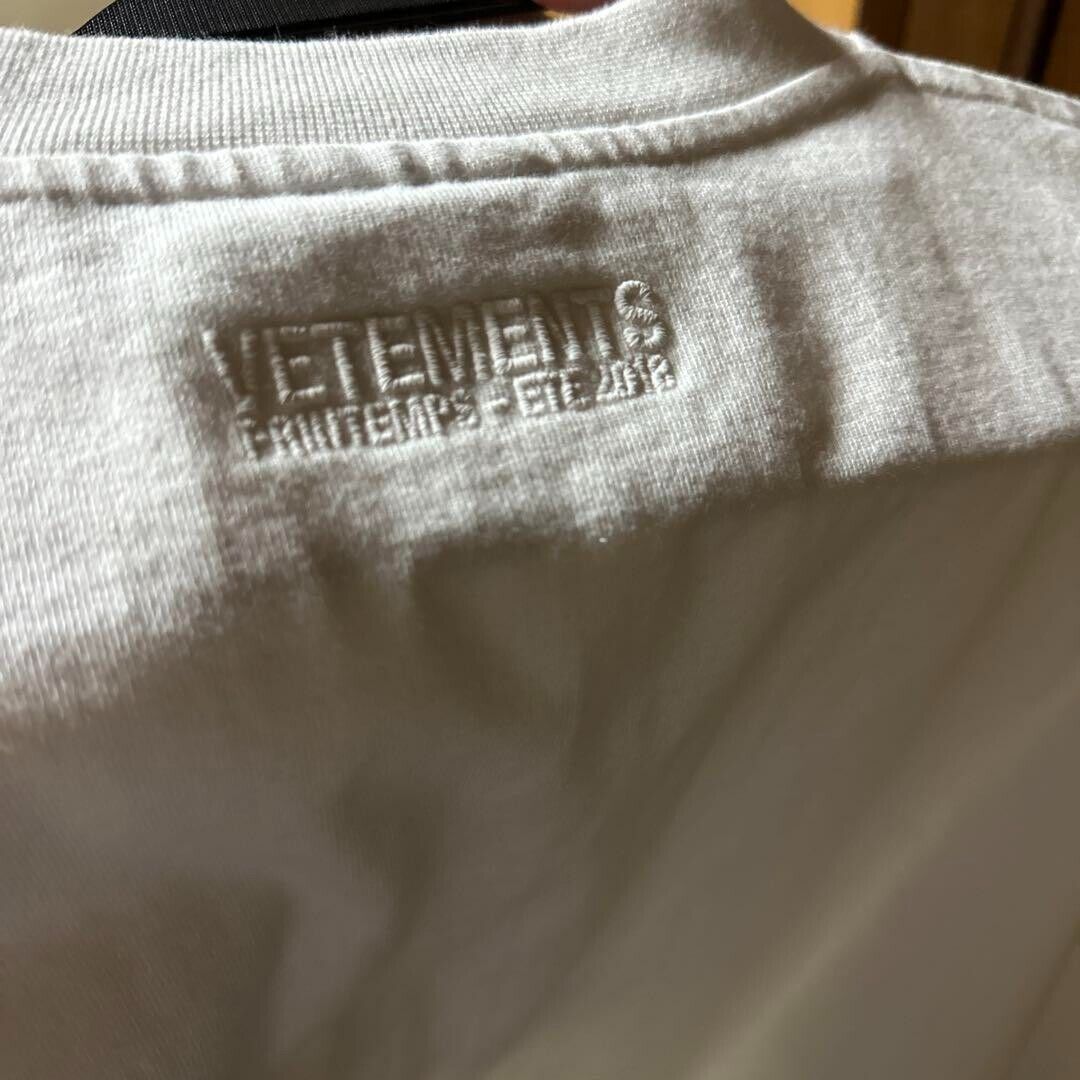 Rare 18ss vetements x umbro long sleeve t-shirt white size S Rare 18ss vetements x umbro long sleeve t-shirt white size S