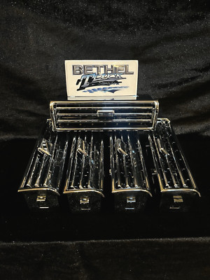 Freightliner Century A/C heater vent set of 5 chrome dash United Pacific 41110