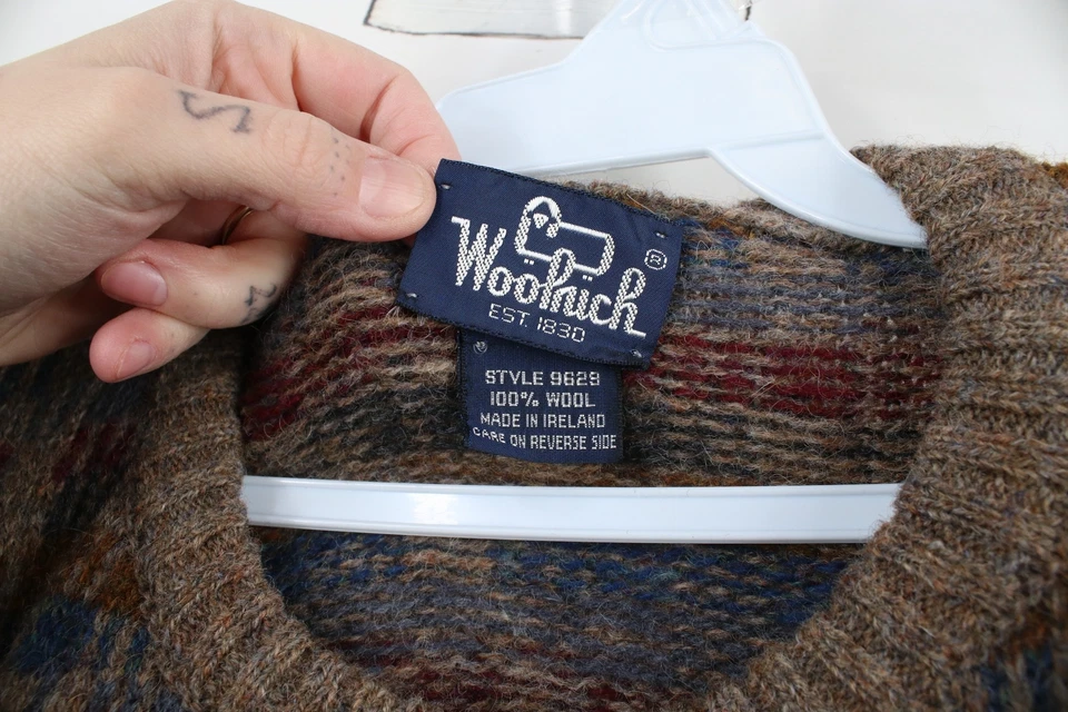 Vintage 90s Woolrich Mens Medium Heavyweight Rainbow Wool Knit Crewneck Sweater - Image 4 of 4