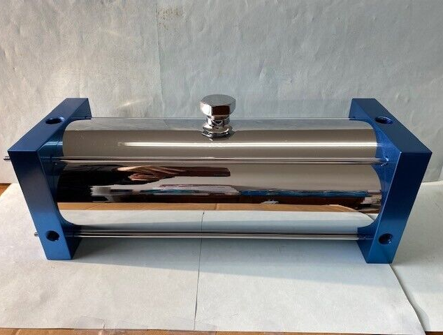Lowrider Hydraulics Chrome Whammy Tank & Blue Blocks & Rods & Plug