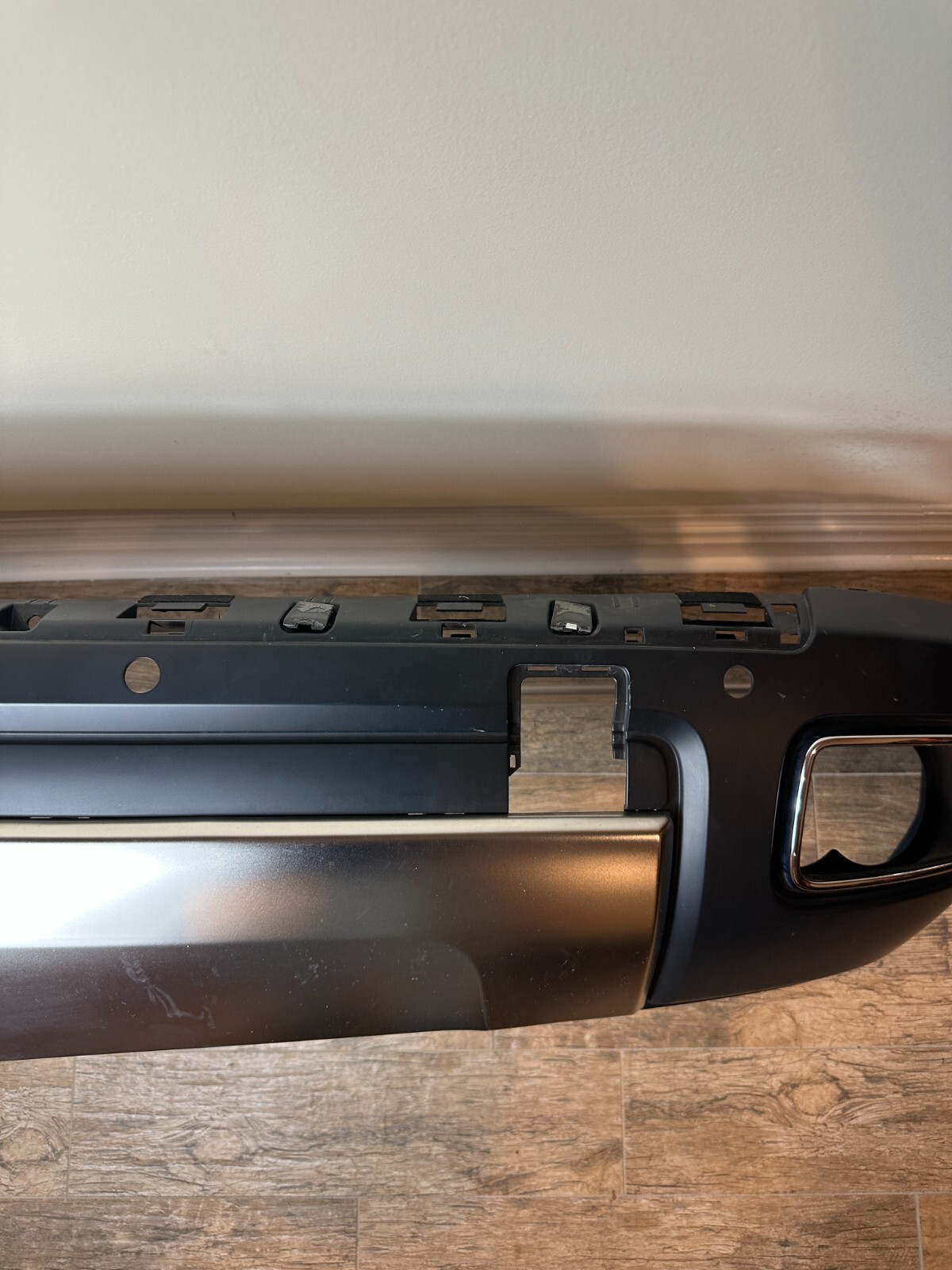 OEM 2019-2024 Rolls Royce Cullinan Rear Bumper Cover Valence & Exhaust Tips