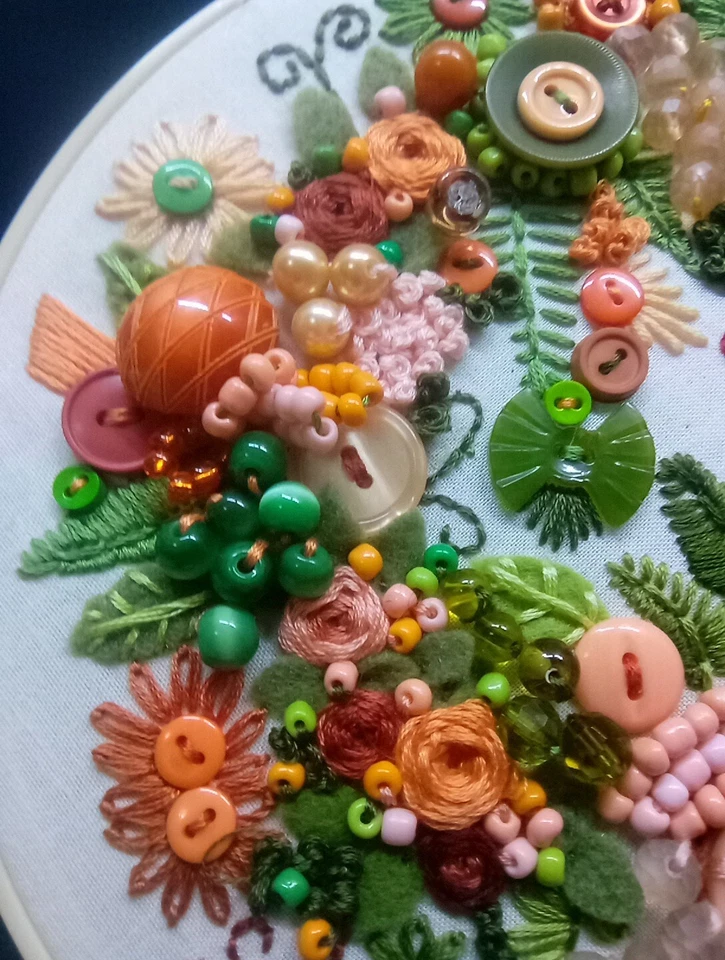 8"Embroidery Hoop Frame With Floral Design Red Orange Wall Decor Handmade #4 - Image 3 of 4