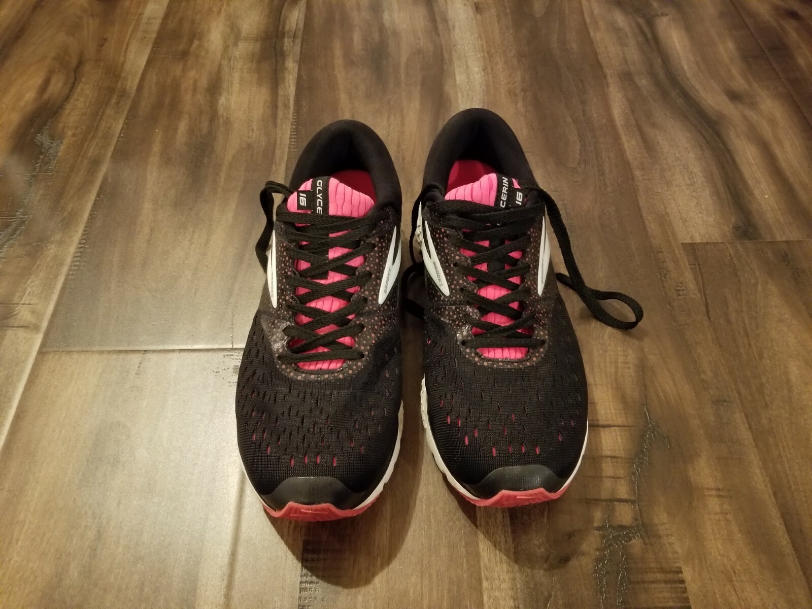 brooks gtx