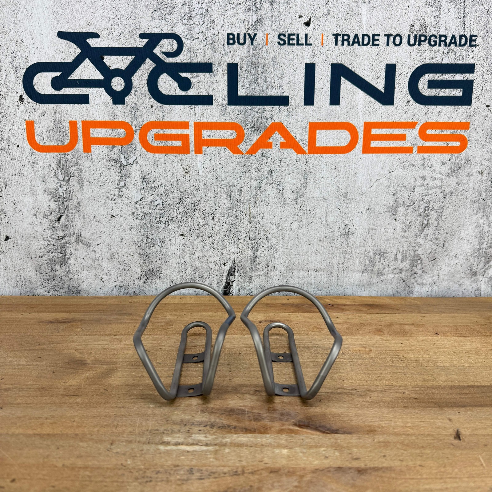 Mint! King Cage Anodized Titanium Blue Pair Bike Water Bottle Cages 55g